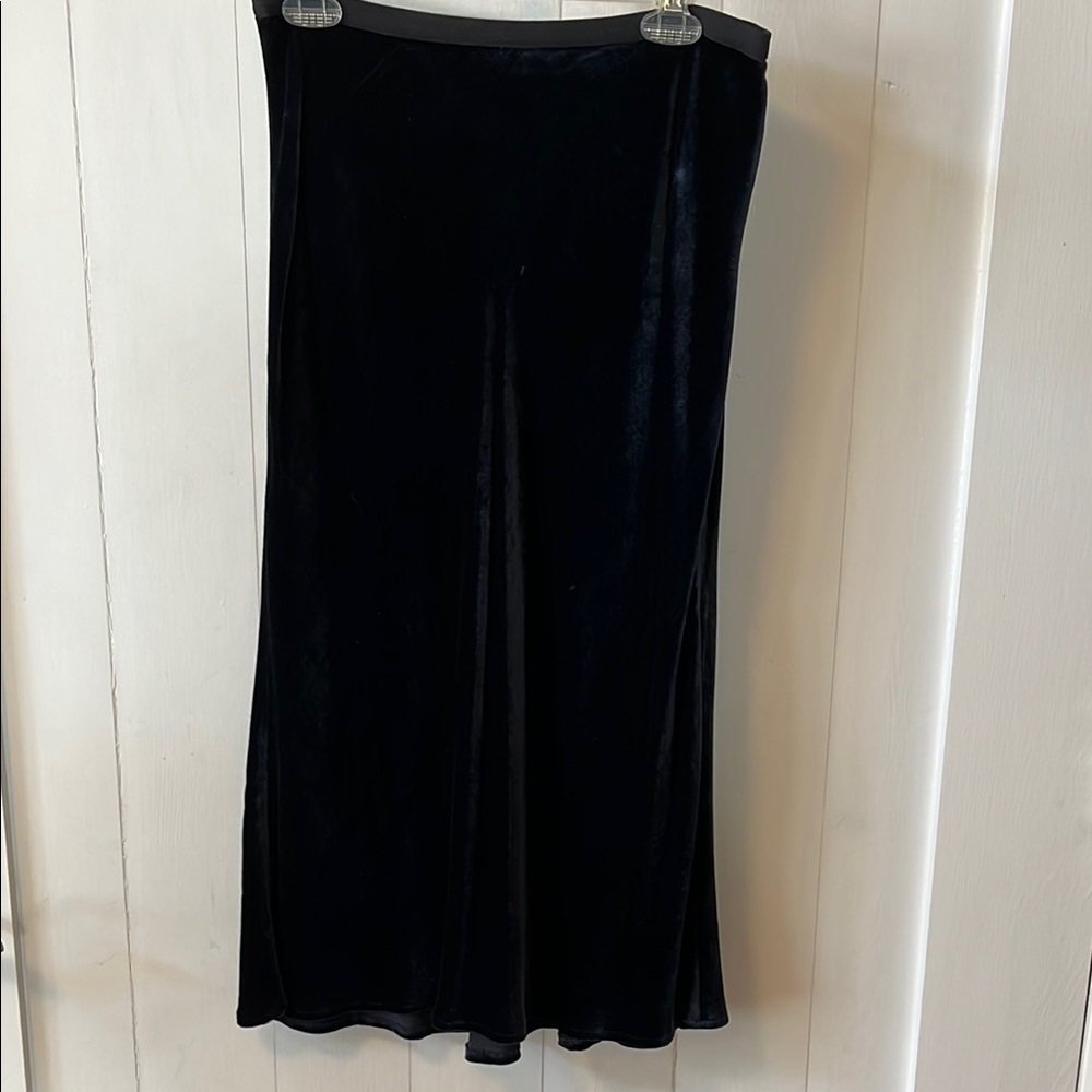 Vince Black Midi Slip Skirt for Cocktail